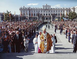 Bendición de la catedral por Juan Pablo II (1993) - 42812137461 copy