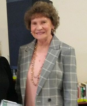 BeverlyLewis (cropped)
