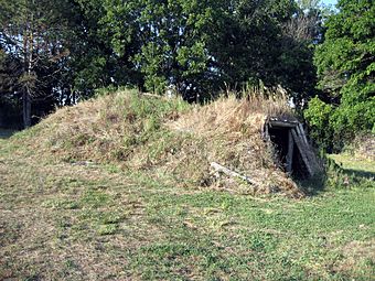 Glenwood earthlodge.jpg