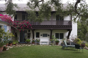 Home designed by George Washington Smith in the Spanish Colonial style. Montecito, California LCCN2013634662