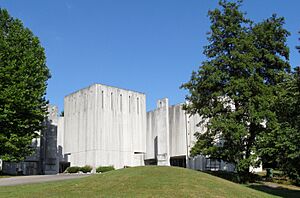 Kirchenzentrum-langendorf