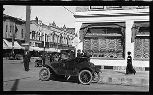 Main Street, Santa Ana, 1916 (AAA-NG-8328)