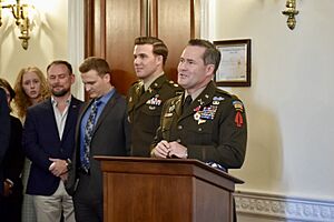 Mike Waltz retiring from the U.S. Army
