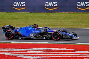 Nicholas Latifi drives the Williams FW44 during the 2022 British Grand Prix