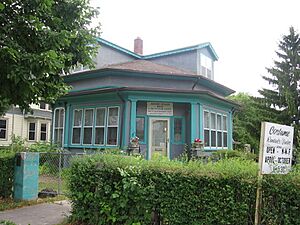 Octagon House Front