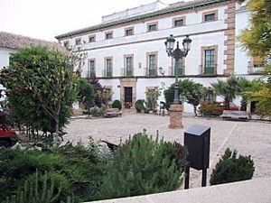 Plaza Serrano, Arjona