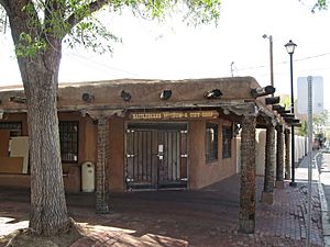 Rattlesnake Museum Albuquerque.jpg