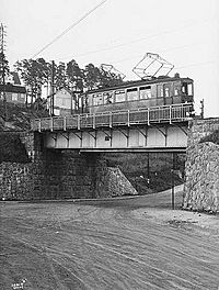 Østensjøbanen with Class A on bridge near Bryn