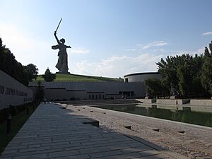 Волгоград. Мамев курган. Родина-мать зовет