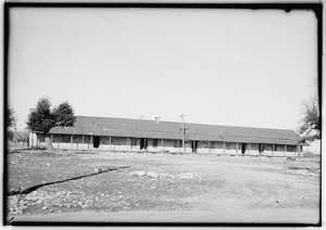Historic American Buildings Survey, Arthur W. Stewart, Photographer December 7, 1936 EAST ELEVATION OF BARRACKS (FRONT). - Fort McKavett, West of Menard on Farm Road 864, Fort HABS TEX,164-FOMAK,1-9