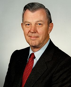 James B. Busey IV, FAA Administrator official portrait.jpg