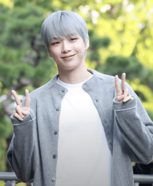Kang Daniel at Music Bank - 2024-09-26.png
