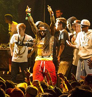 Lil Wayne Camp Flog Gnaw 2012.jpg