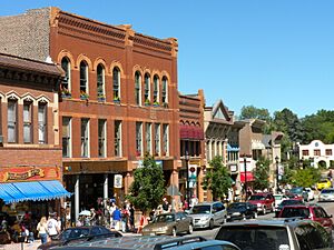 Manitou Ave 700 block
