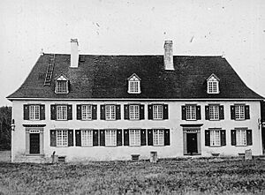 Mauvide-Genest Manor