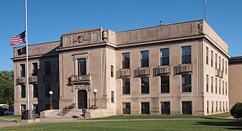 Mille Lacs County Courthouse.jpg