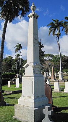 OahuCemetery-HFD-obelisk