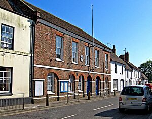 The Guildhall, 13 High Street - geograph.org.uk - 2048230