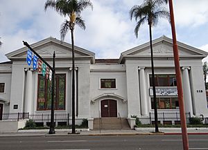 United Presbyterian Church (now Pacific Symphony Center) (cropped)