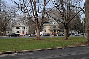 Wesleyan University - houses on Washington St. near Rt. 3 01