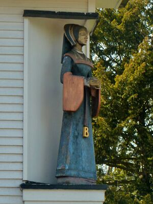 Anne Boleyn in wood, Carshalton (cropped)