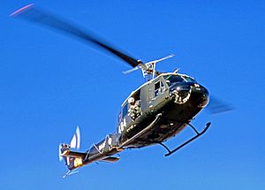 Bell UH-1H A2-484 RAAF LAV 18.04.71 edited-2