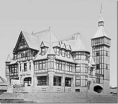 Carelton Island Villa in the 1920s.jpg