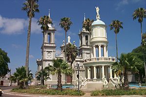 Catedral e Château d'Eau