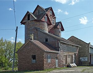 Chase Grain Elevator, Sun Prairie, Wisconsin