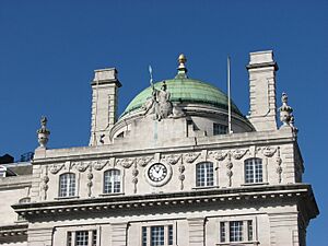 County Fire Office attic storey, Piccadilly Circus