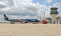 Embraer E195-E2 PR-PJN Azul no Aeroporto de Teresina - Senador Petrônio Portella 