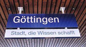 Göttingen train station sign