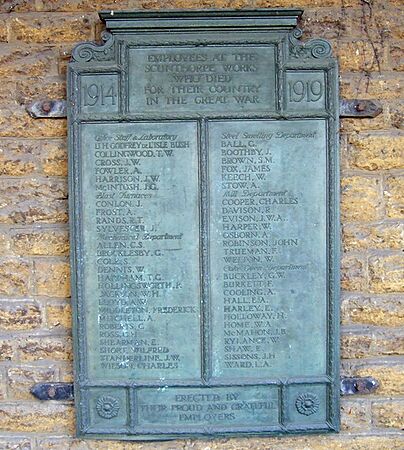 Great War Memorial Tablet, Scunthorpe - geograph.org.uk - 592403