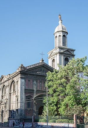 Iglesia del Monasterio del Carmen Bajo de San Rafael, Santiago 20191204 10.jpg
