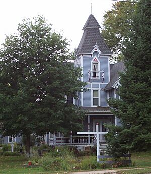 JensenHouseFrontWaupacaWisconsinWIS54