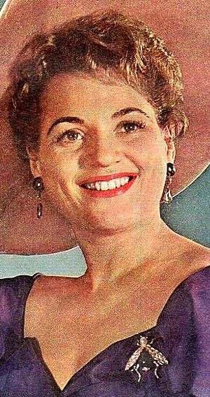 Judy Holliday 1954.jpg