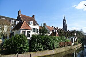 Lieve Vrouwekerkhof, 3811 Amersfoort, Netherlands - panoramio (12)