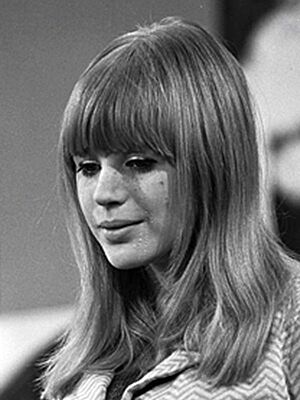 Marianne Faithfull 1966.jpg