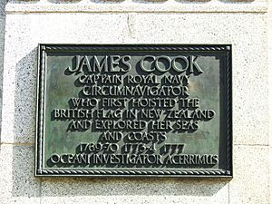 Plaque at Cook Statue