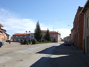 The big square of Palacios de la Valduerna municipal