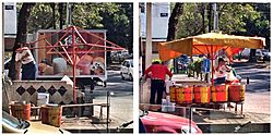 Setting up an ice cream stand in Condesa, Mexico City, 2014