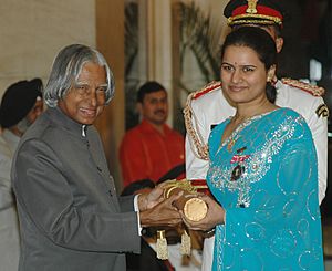 The President, Dr. A.P.J. Abdul Kalam presenting Padma Shri to Kumari Koneru Humpy (Chess), at an Investiture Ceremony at Rashtrapati Bhavan in New Delhi on March 23, 2007