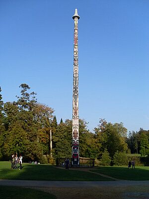 Totem Pole near Virginia Water - geograph.org.uk - 1551768