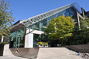 Vancouver - law courts 01