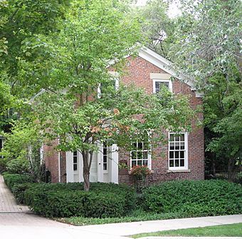 Andrew Weisel House (St. Charles, IL) 05.jpg