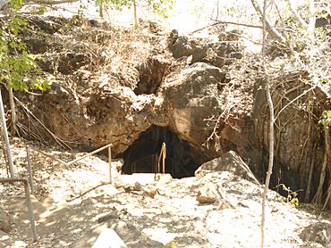 Cutta Cutta Caverns in Northern Territory, Australia (4).jpg