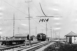 El Segundos new Pacific Electric line in 1914.jpg