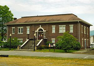 Etowah-Carnegie-Library-tn1