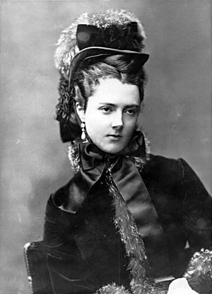 Georgina Ward, Countess of Dudley, 1880s.jpg
