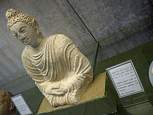 Kabul Museum statue2